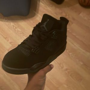 USED BLACK CAT 4s from goat